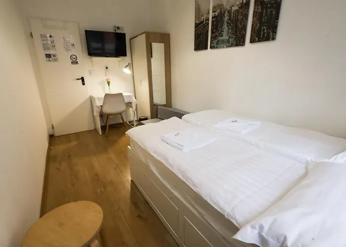 Apartment Pest-port 4 For 16 Person