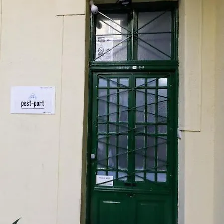 아파트 Pest-port 4 For 16 Person *